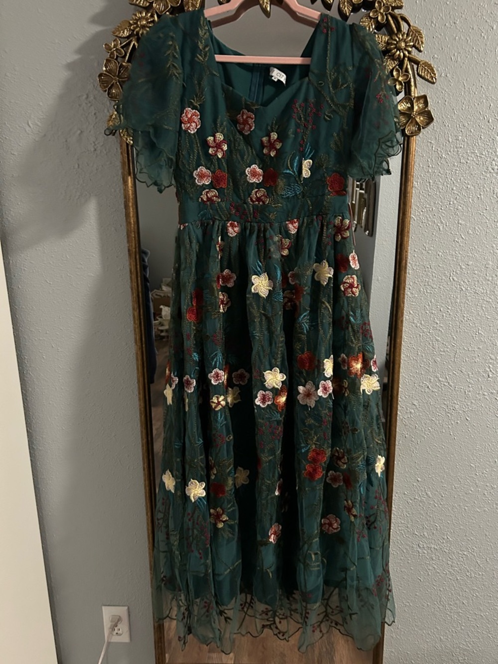Ivy City Co Flora Dress in Jade - Picture 4 of 5